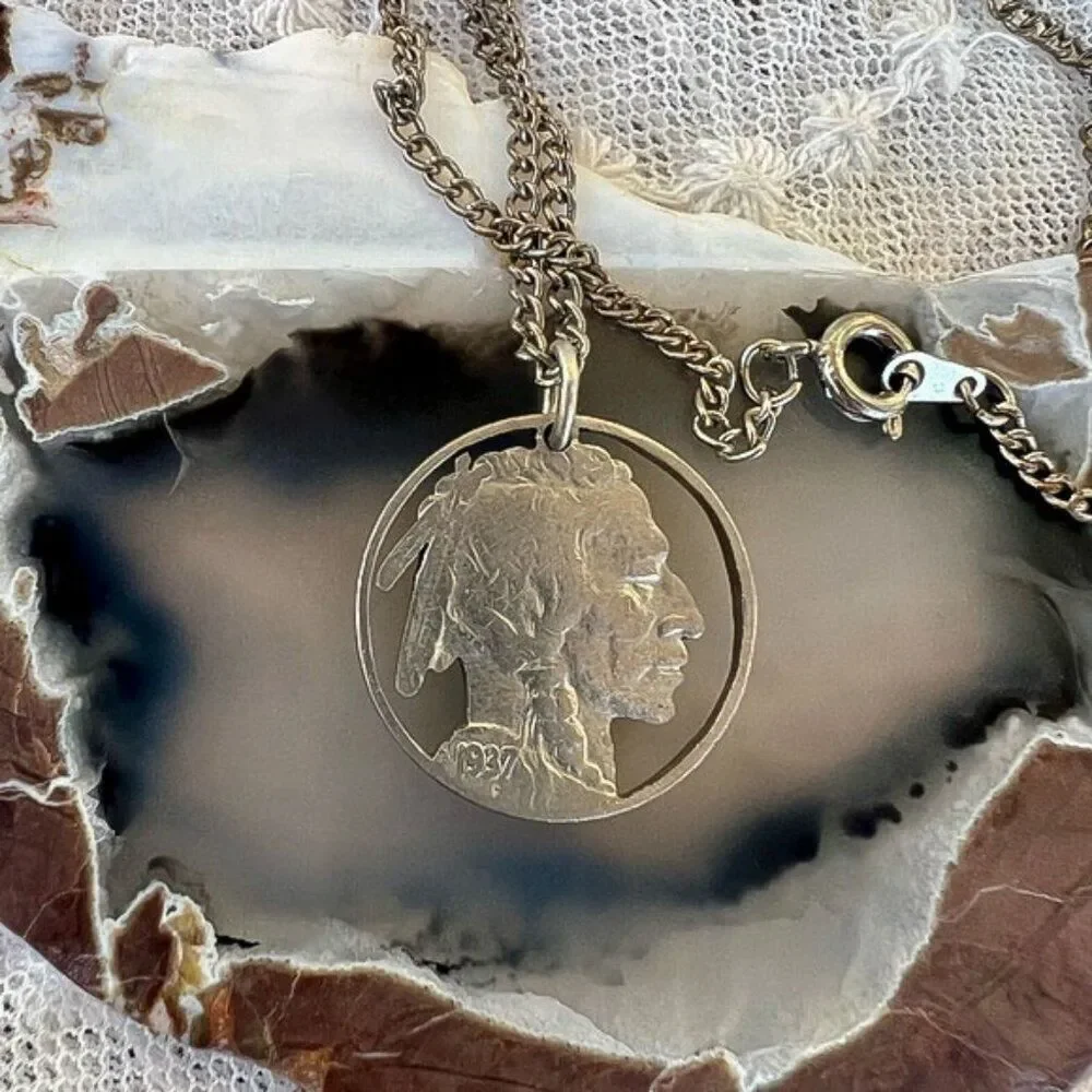 Vintage 1937 Buffalo Nickle Cut Out Native Chief Necklace Unisex - Picture 2 of 8
